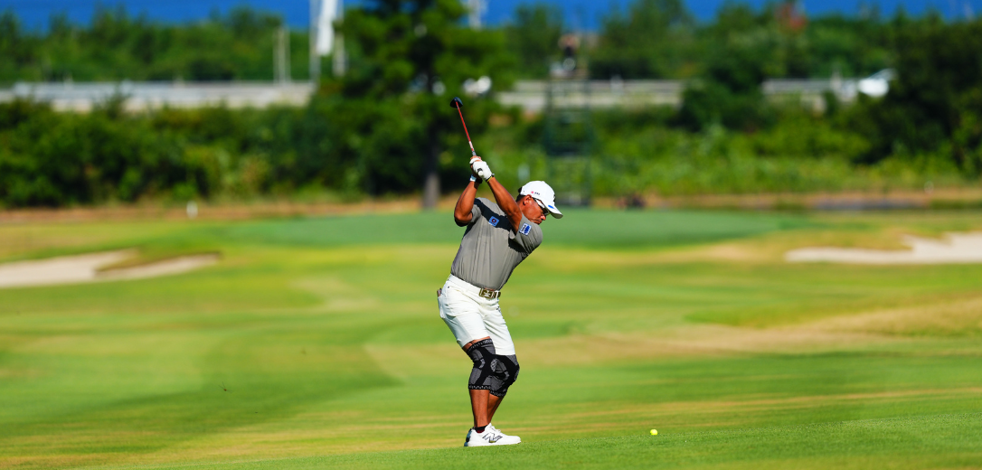 宮里優作プロのアイアンショット